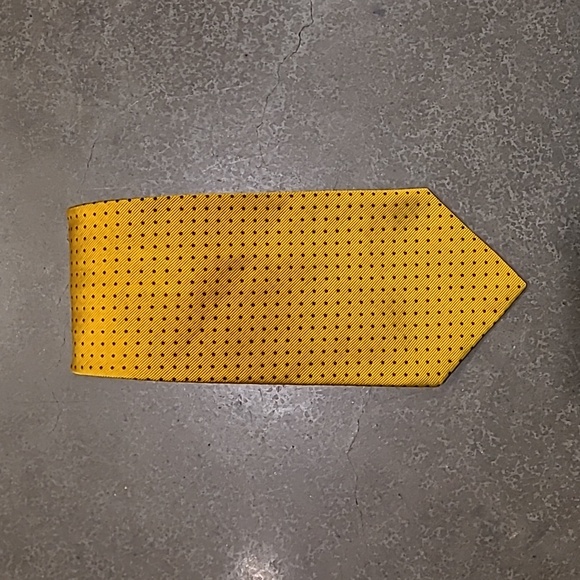 Polo Ralph Lauren Other - RALPH LAUREN POLO 100% SILK POLKA DOT NECK TIE